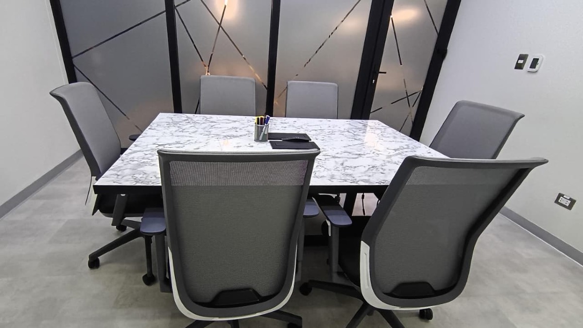 Sala de reuniones - imagen adicional